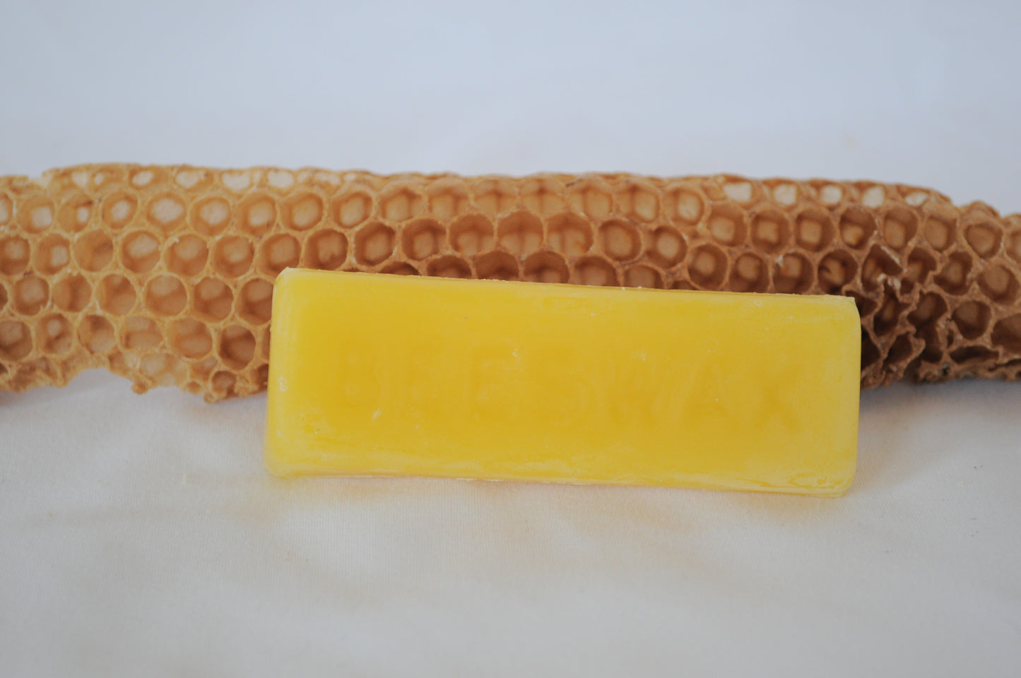 Yellow Beeswax (1 ounce)